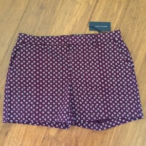 TOMMY HILFIGER Hollywood shorts floral wine size 8